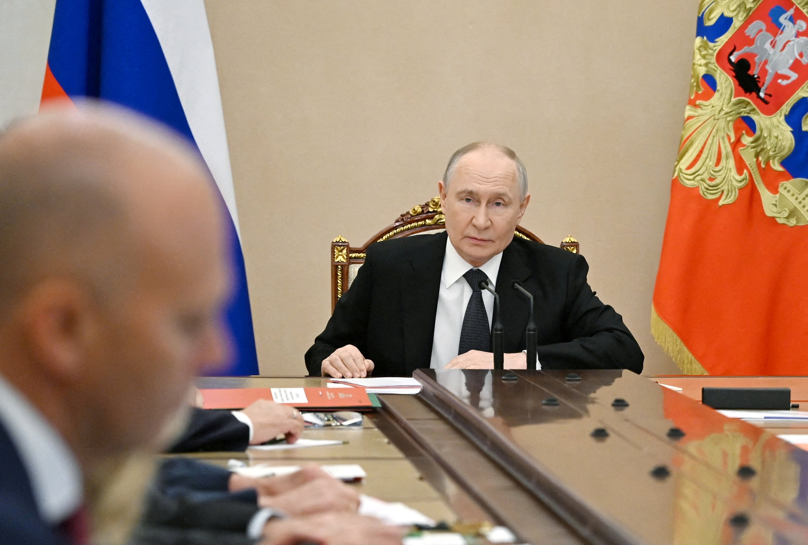 El presidente ruso, Vladimir Putin, encabeza una reunión con miembros del Consejo de Seguridad en Moscú (REUTERS/Archivo)