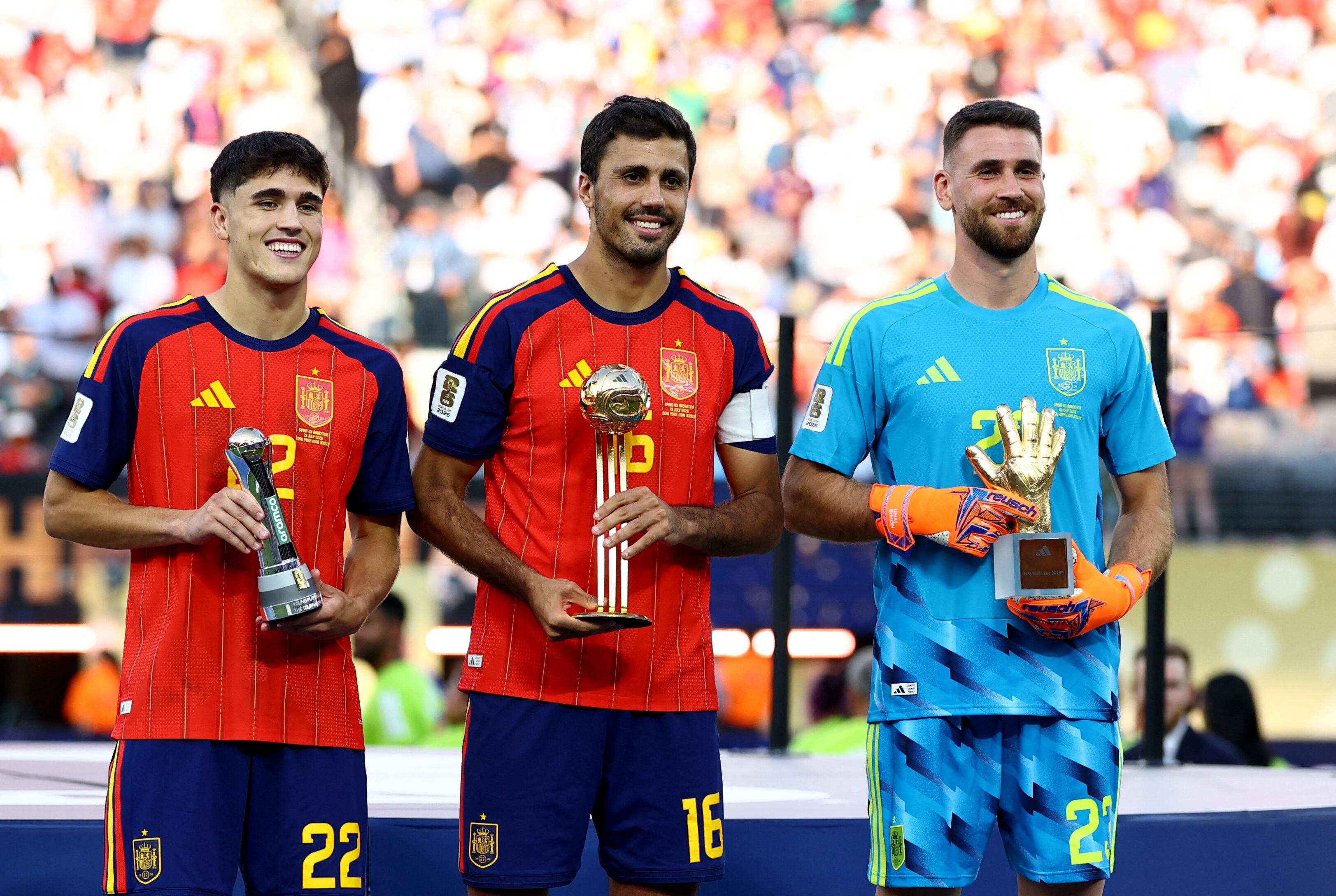 Unai Simon, Cubarsí y Rodri ganaron premios individuales (Reuters)