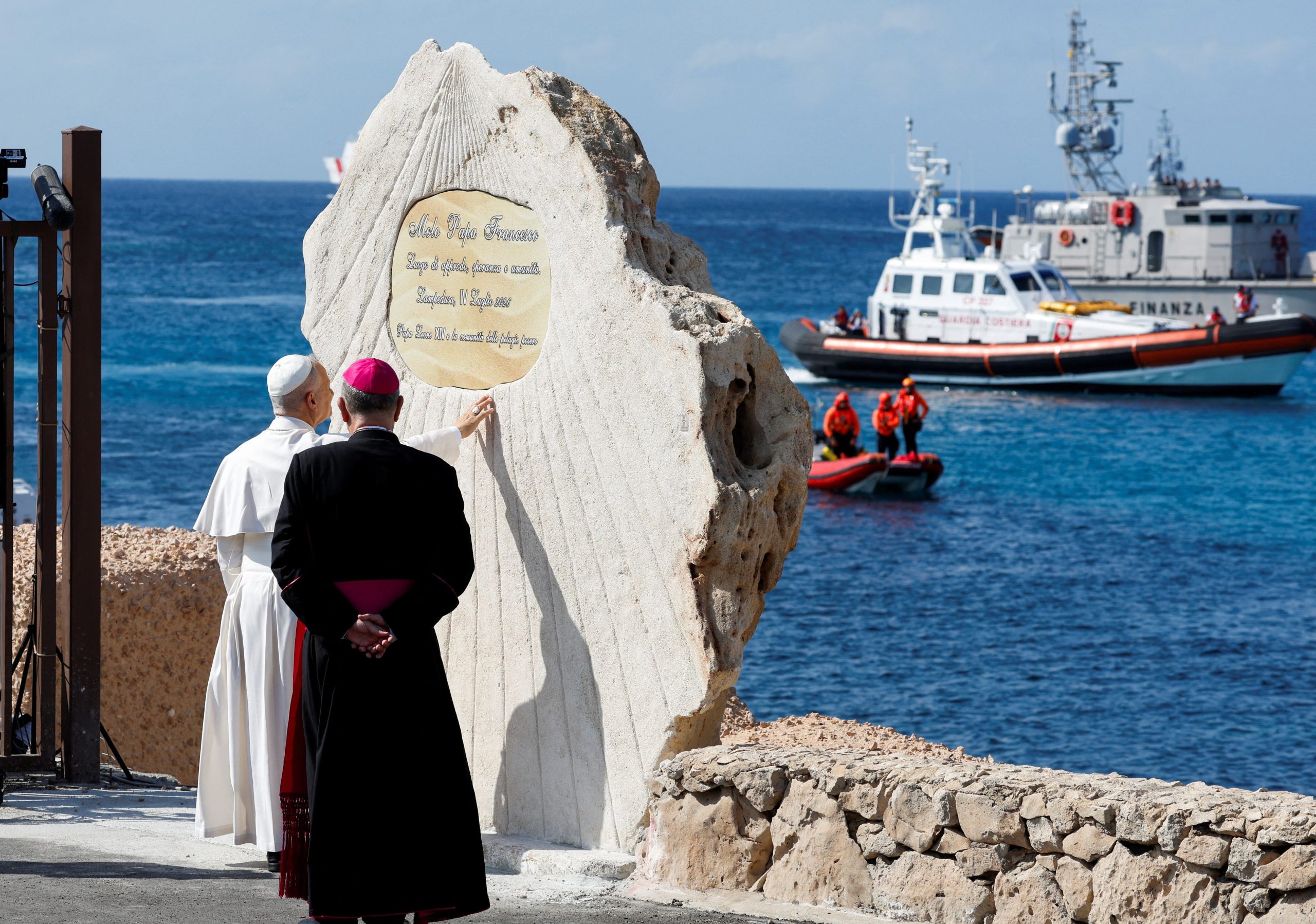 El papa León XIV felicitó a EEUU por el 4 de julio con un llamado a acoger a los migrantes: “Nos necesitamos unos a otros”