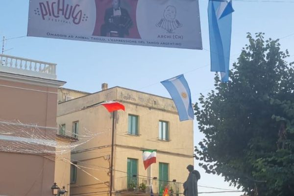 El recuerdo del nieto de Aníbal Troilo a 112 años de su nacimiento: “Pichuco sigue más vigente que nunca”