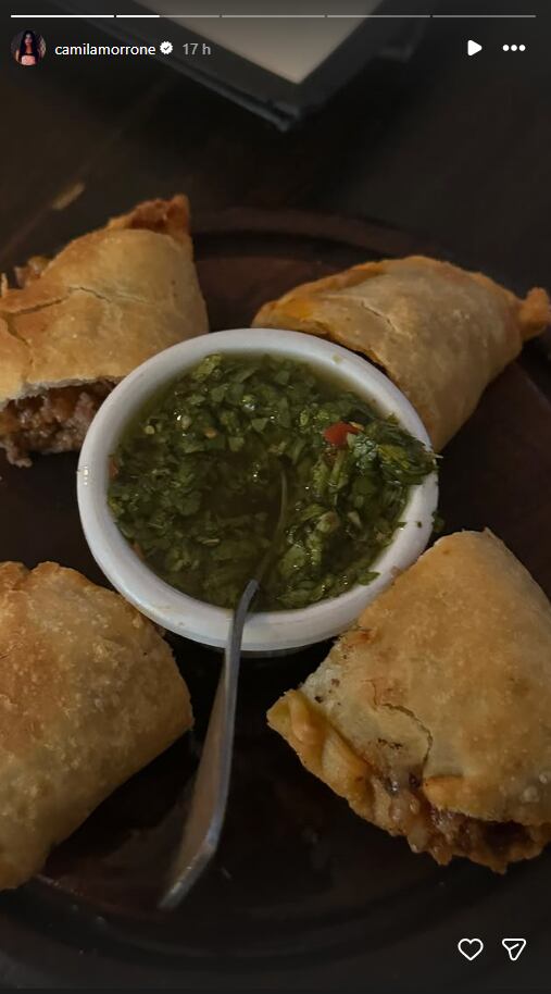 Las empanadas fritas también formaron parte del festejo albiceleste