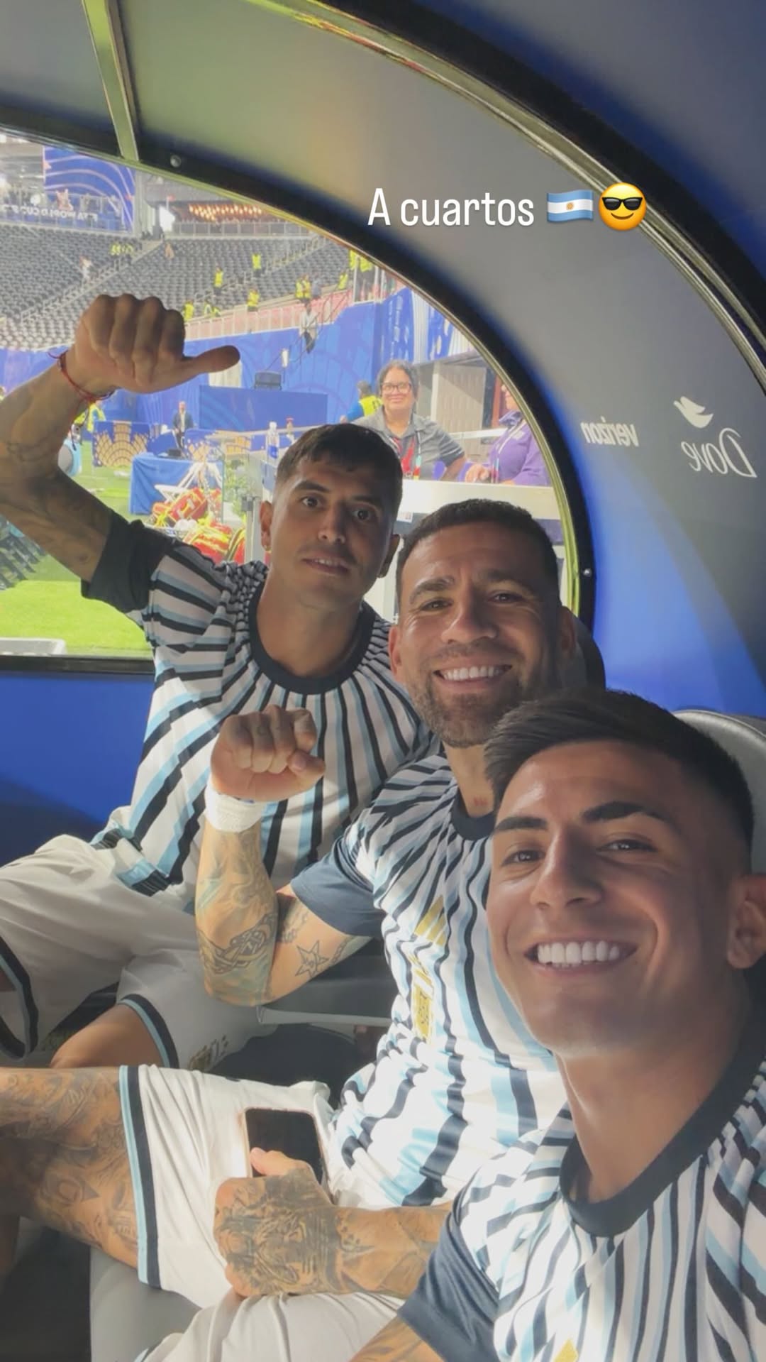La foto que compartió Thiago Almada tras la victoria de Argentina ante Egipto en el Mundial (Instagram)