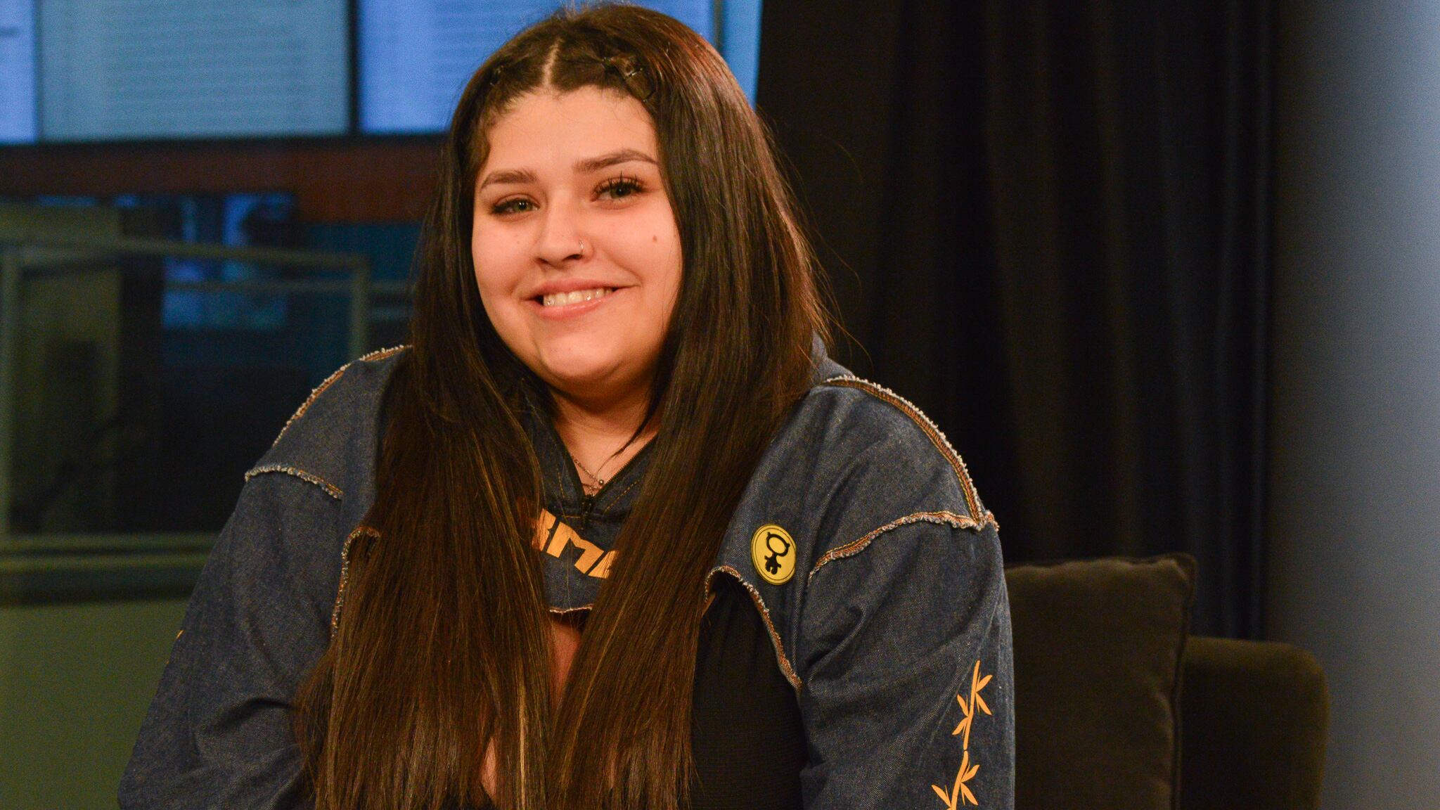 Flor Álvarez cuenta su cábala para ver a la selección argentina, junto a Marcelo Tinelli (Candela Teicheira)