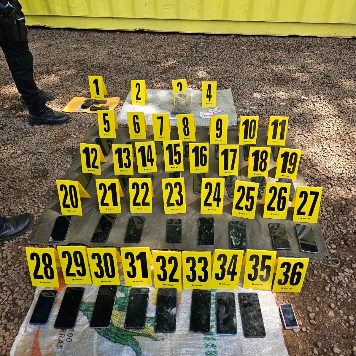 Guatemala: La requisa conjunta en la cárcel Renovación I deja 34 celulares, un arma y drogas decomisadas