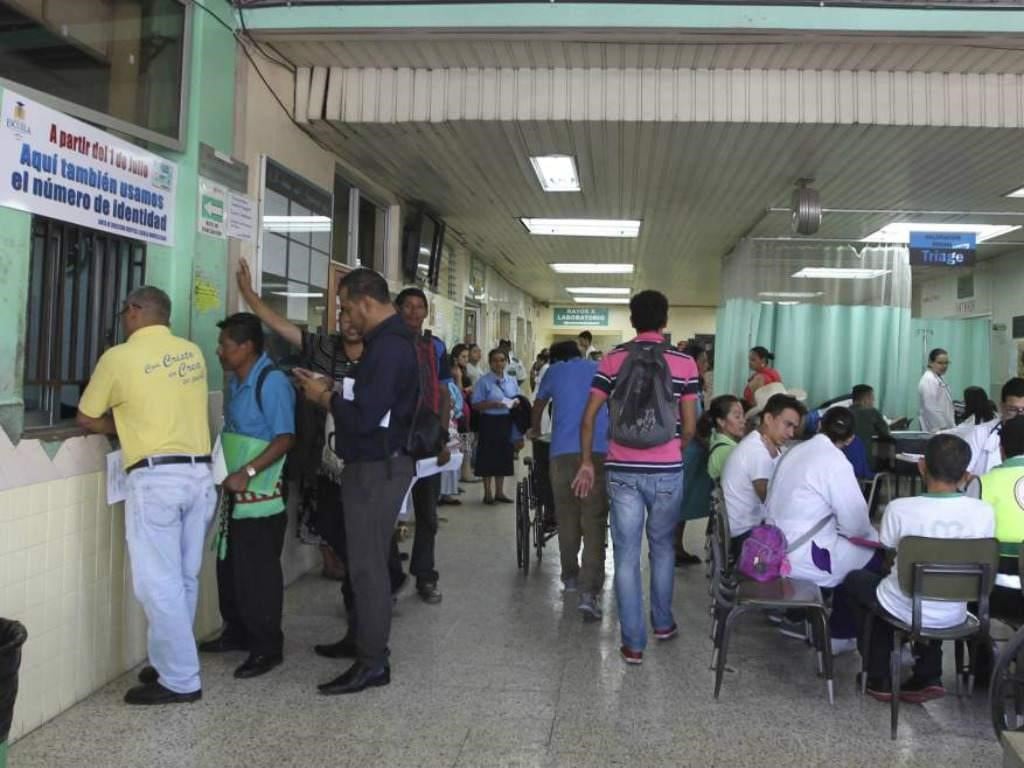 Salud mantiene una estrategia que combina el fortalecimiento de hospitales públicos y la participación del sector privado para reducir los tiempos de espera. (Cortesía: CESPAD)