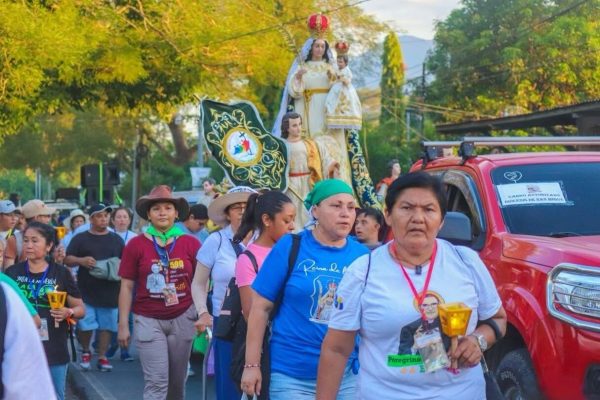 Iglesia católica salvadoreña convoca a la novena caminata por San Óscar Romero entre San Salvador y Ciudad Barrios