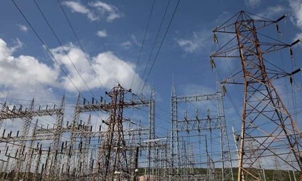 Inversión privada de USD 2,100 millones financiará obra eléctrica entre República Dominicana y Puerto Rico