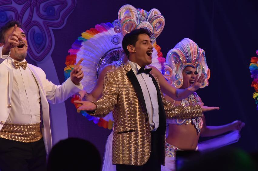 Juan Manuel Artaza recordó que hizo doscientas funciones de La jaula con Nito Artaza y destacó el valor de haber compartido el escenario con su padre
