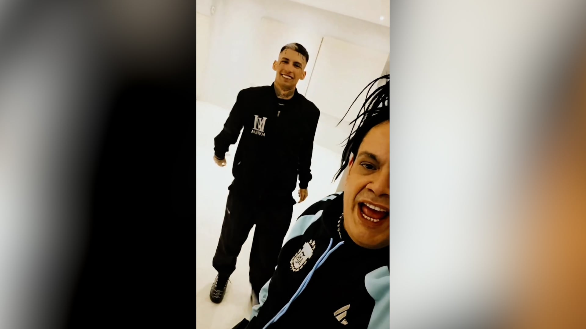 Luis Perdomo abrió la charla sobre la cocina de L-Gante y el músico confirmó que el pollo a la mostaza con miel es su especialidad 