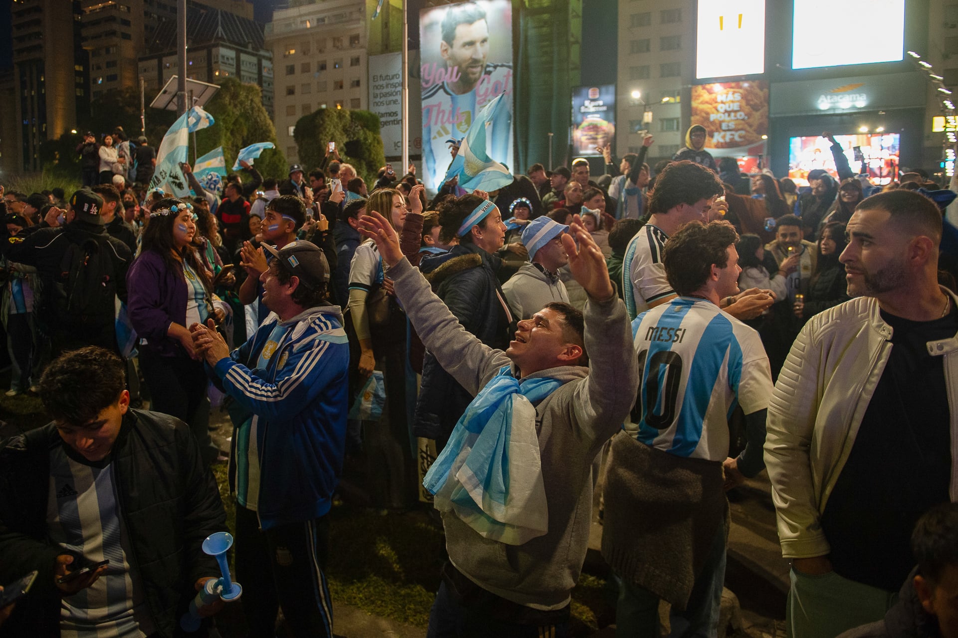 Las impactantes imágenes de la multitud que festejó la victoria de la selección argentina en el Obelisco