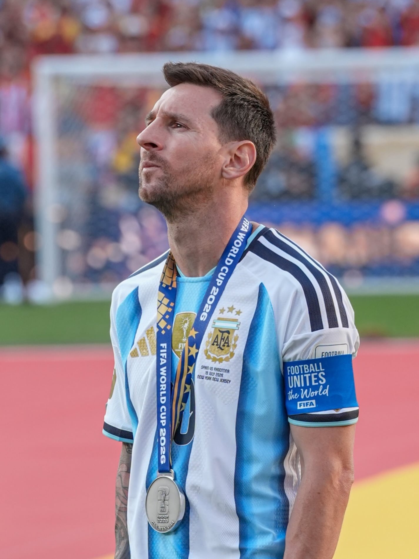 (@leomessi)