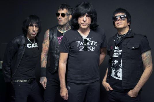 Marky Ramone Blitzkrieg: el dueño de la marca en batería, con los argentinos Marcelo Gallo en guitarra y Martín Sauan en bajo y el vasco Iñaki “Pela” Urbizu en voz