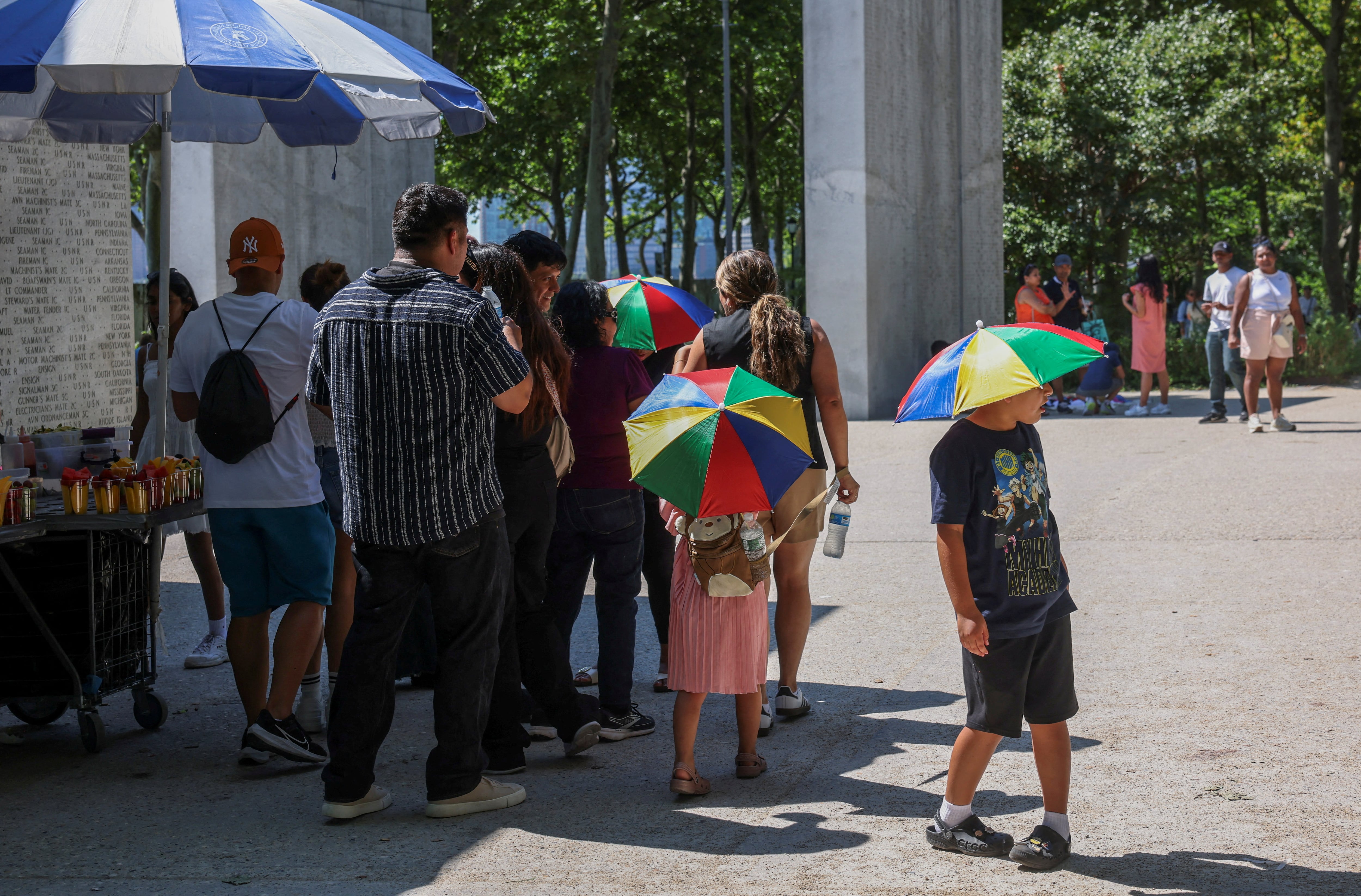 Más de 185 millones de personas en Estados Unidos quedaron bajo alerta por calor extremo durante el fin de semana del 4 de julio, según la NOAA y el NWS. (REUTERS/Caitlin Ochs/File Photo)