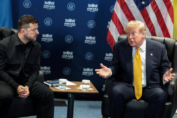 Más de 20 dirigentes se reunirán en París para dialogar sobre el apoyo a Ucrania