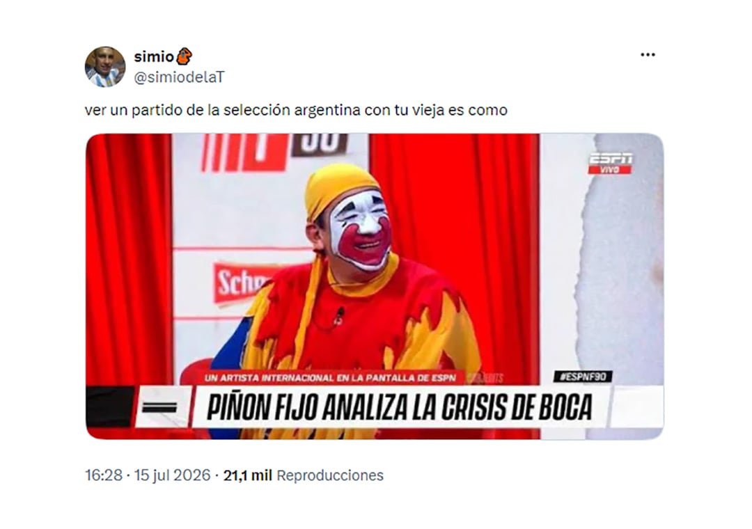 Ver el partido con la madre, según las redes, tiene su propio analista