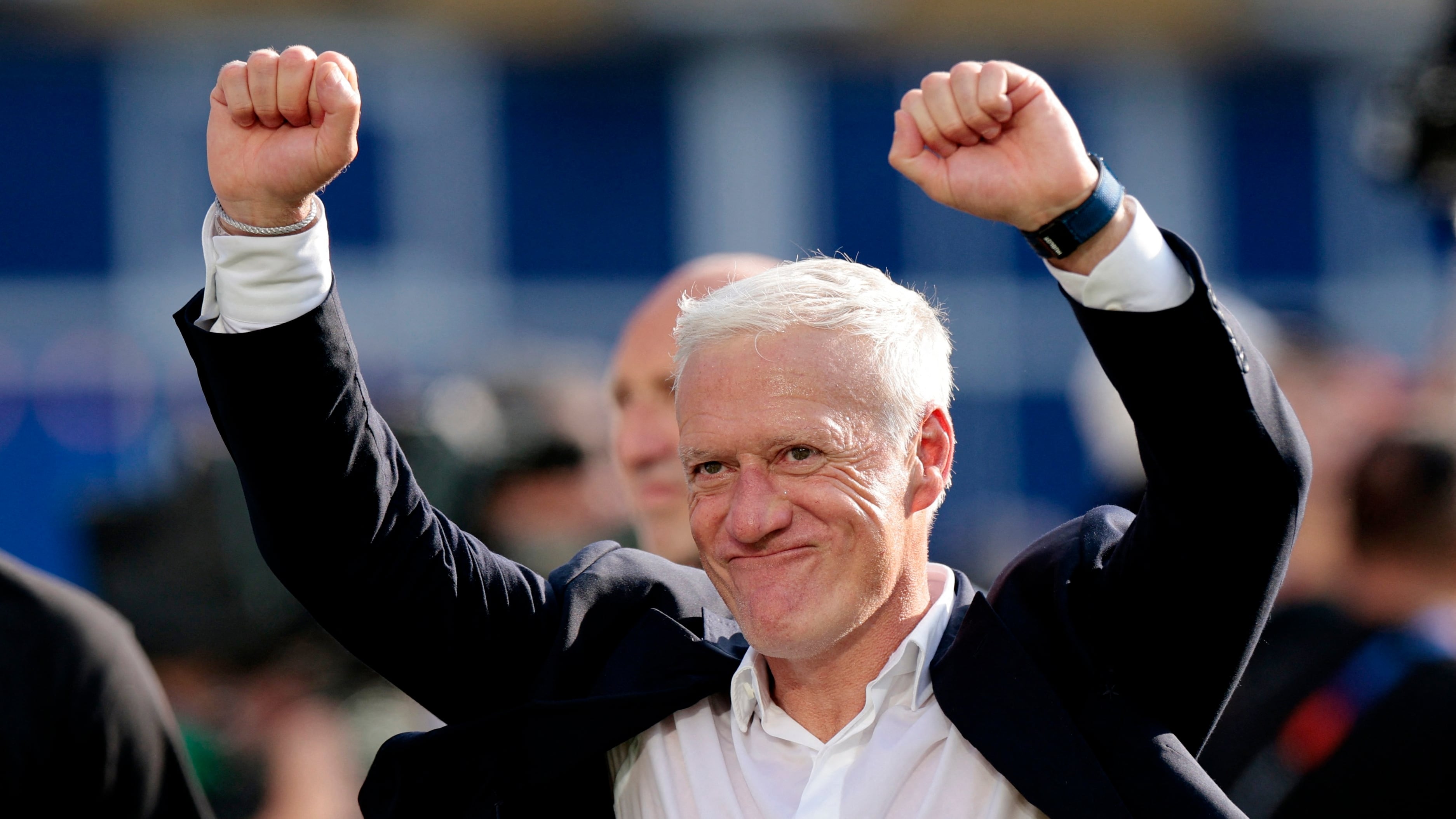 Didier Deschamps festejando la clasificación a semifinales por tercer mundial consecutivo (REUTERS/Brian Snyder)