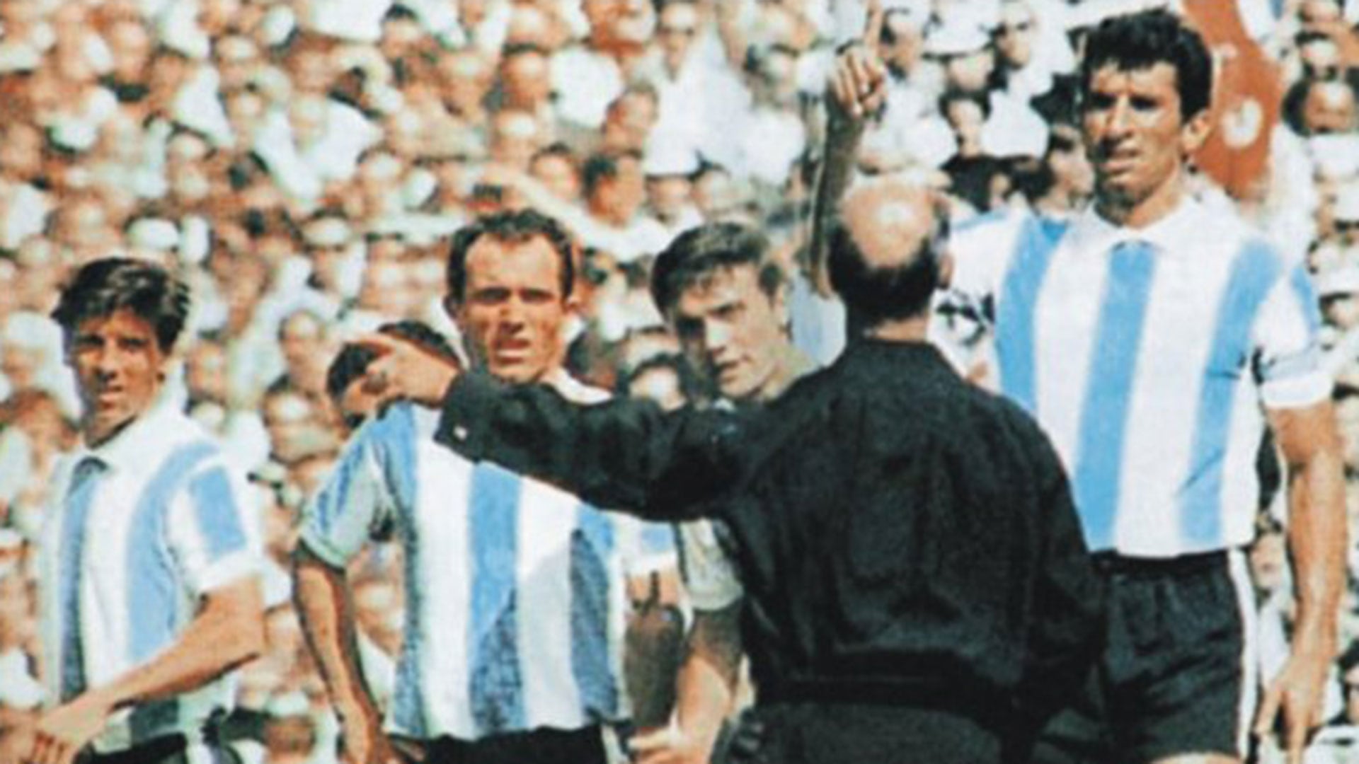 El día que fue expulsado contra Inglaterra en el Mundial 66