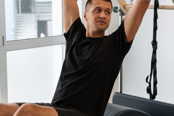 Por qué el pilates puede ser clave para el bienestar de los hombres