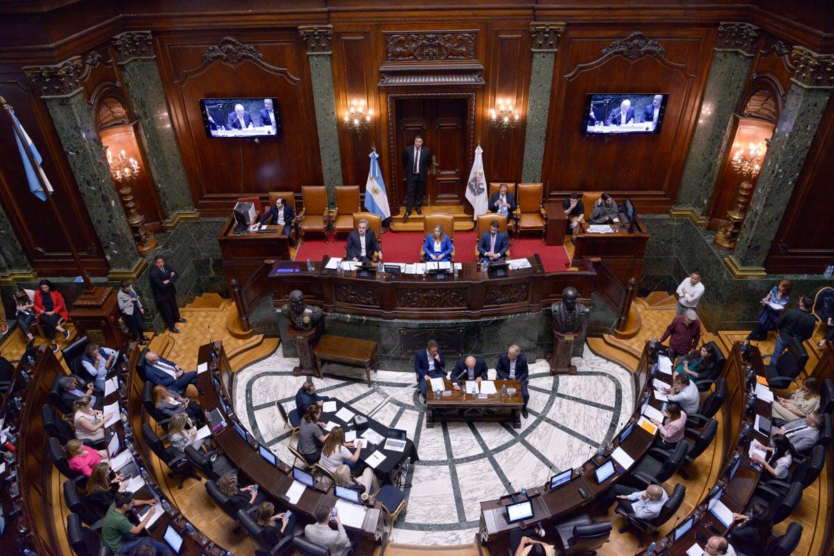 La Legislatura porteña aprobó una nueva Ley contra la actividad de cuidacoches y trapitos