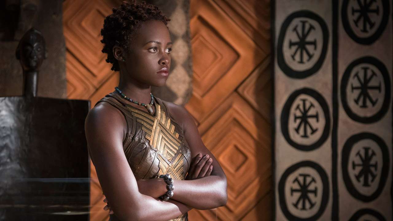 Lupita Nyong’o interpreta a Helena y Clitemnestra