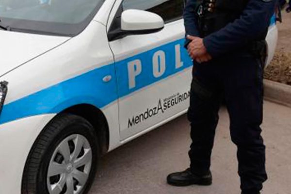 Robaron a otra conductora de aplicación de viajes en Mendoza