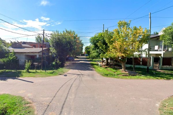 Su mujer lo echó de la casa tras descubrir una infidelidad y él la golpeó, la asfixió e intentó secuestrar a su hija: está prófugo