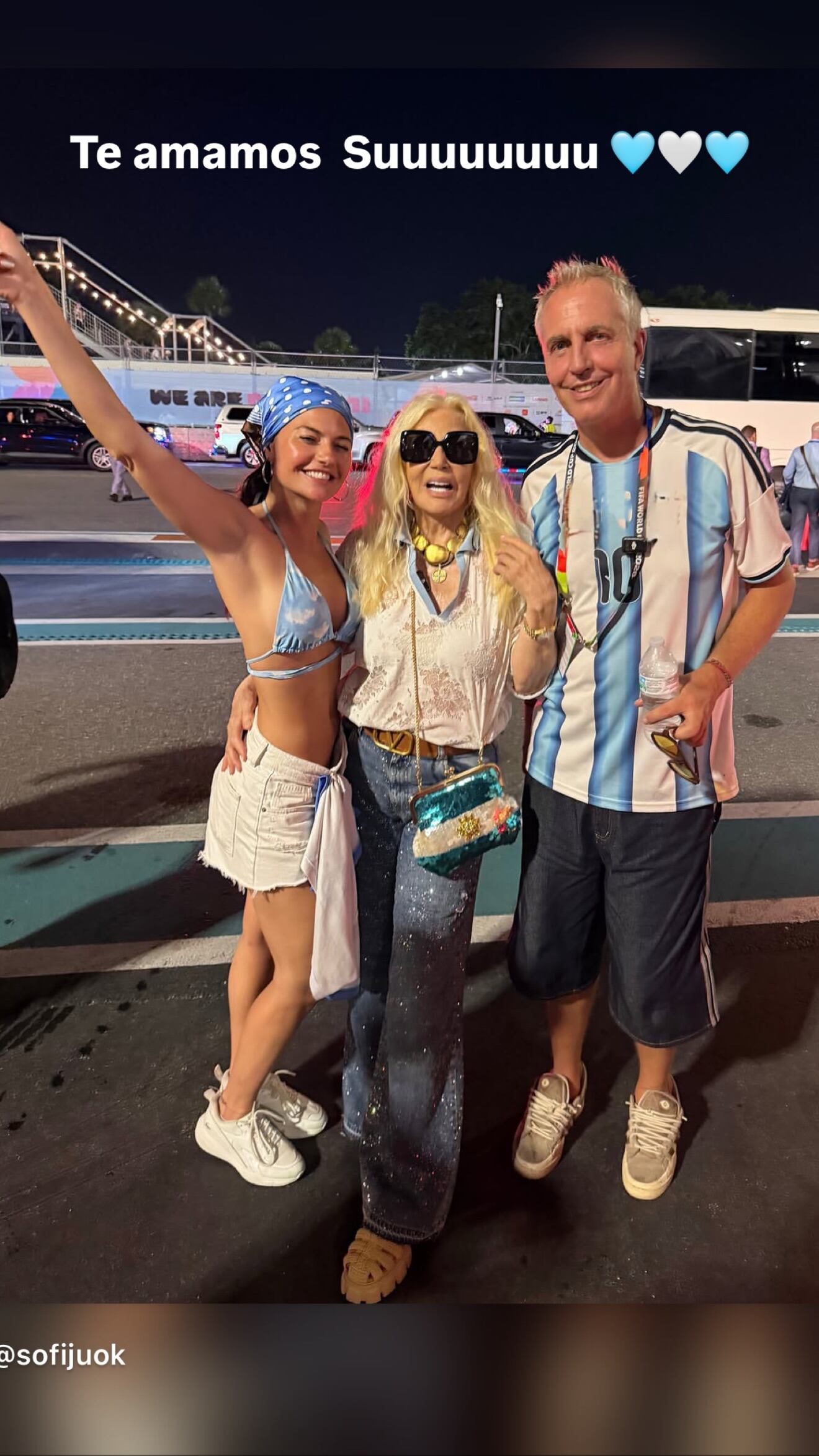 Susana Giménez con Marley y Sofía Jujuy Jiménez antes del encuentro con Cabo Verde