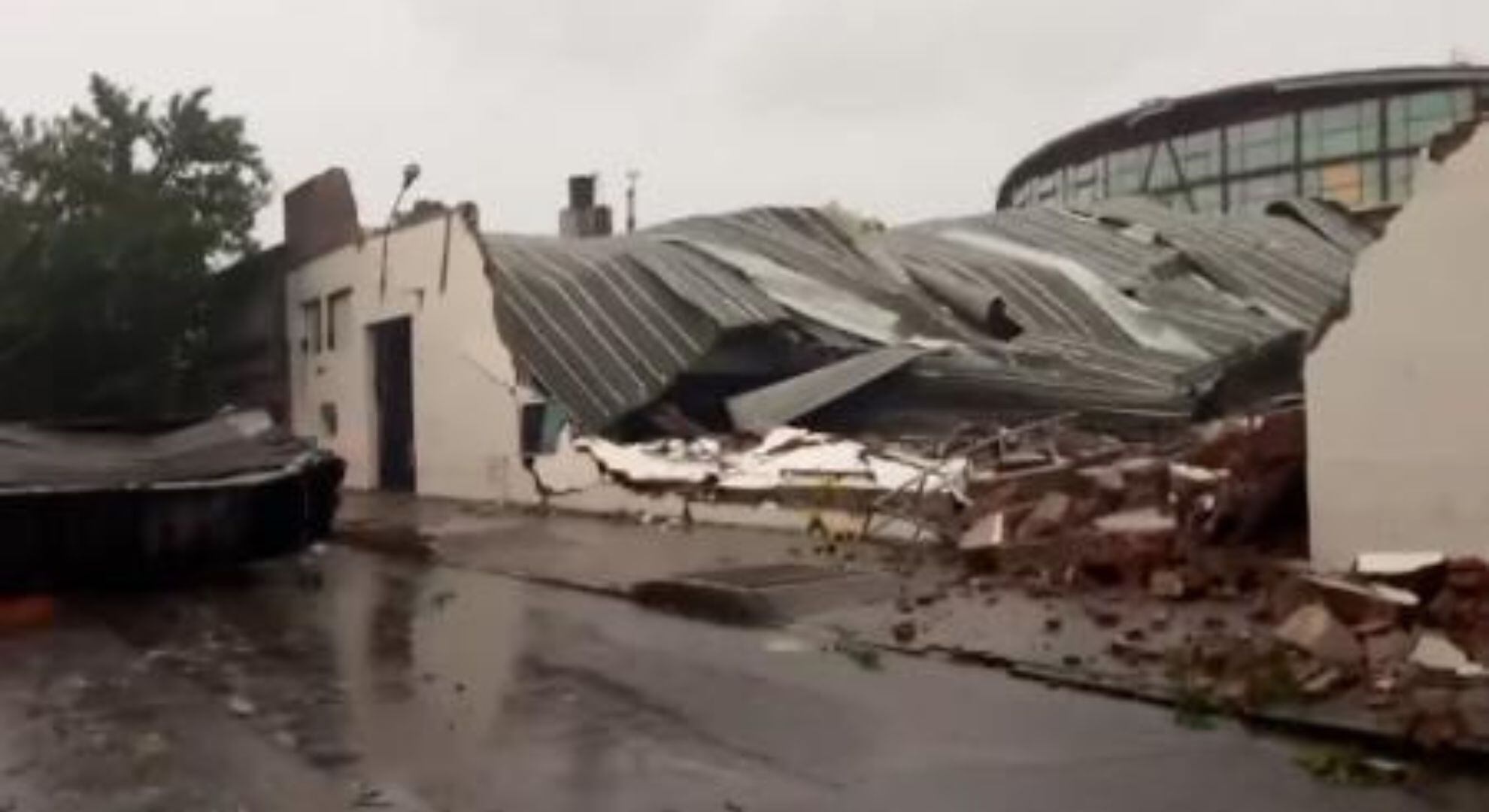 El Club Bahiense del Norte de Bahía Blanca por fuera, post temporal (Foto/Télam)