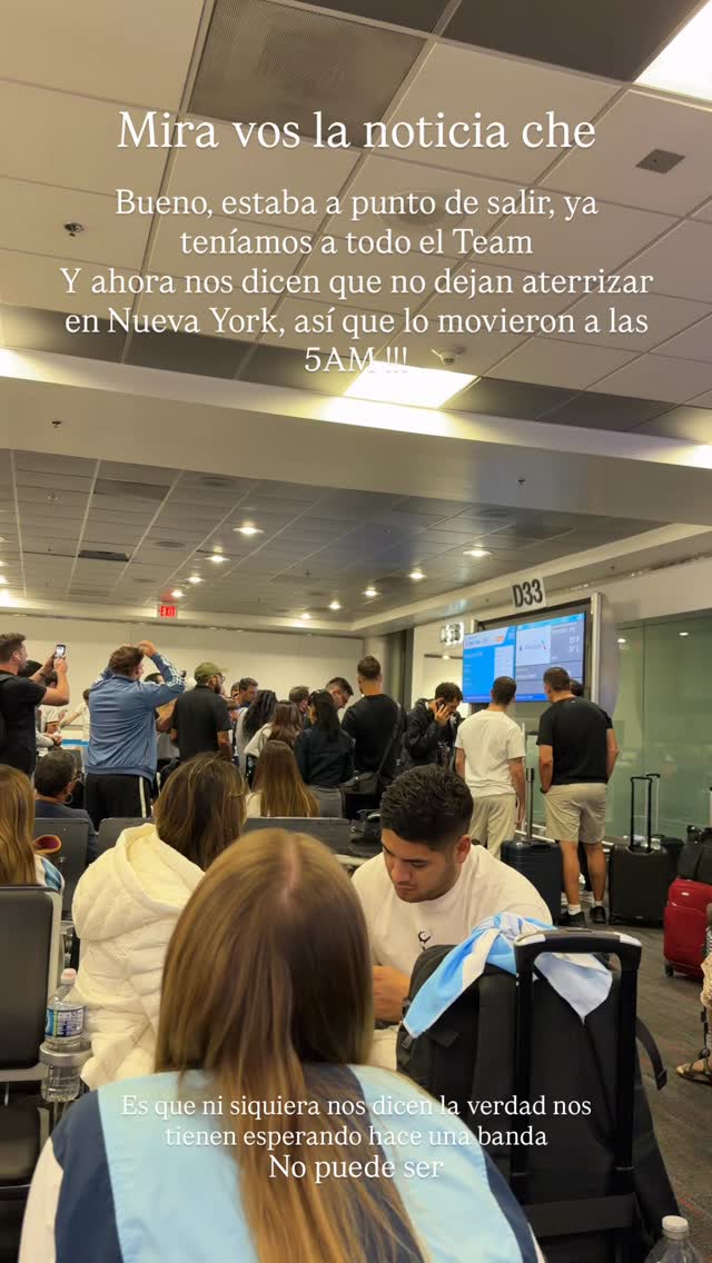 La novia del streamer Coker, Juli Manzotti, expresó su angustia al tener que esperar por un nuevo vuelo (Instagram)