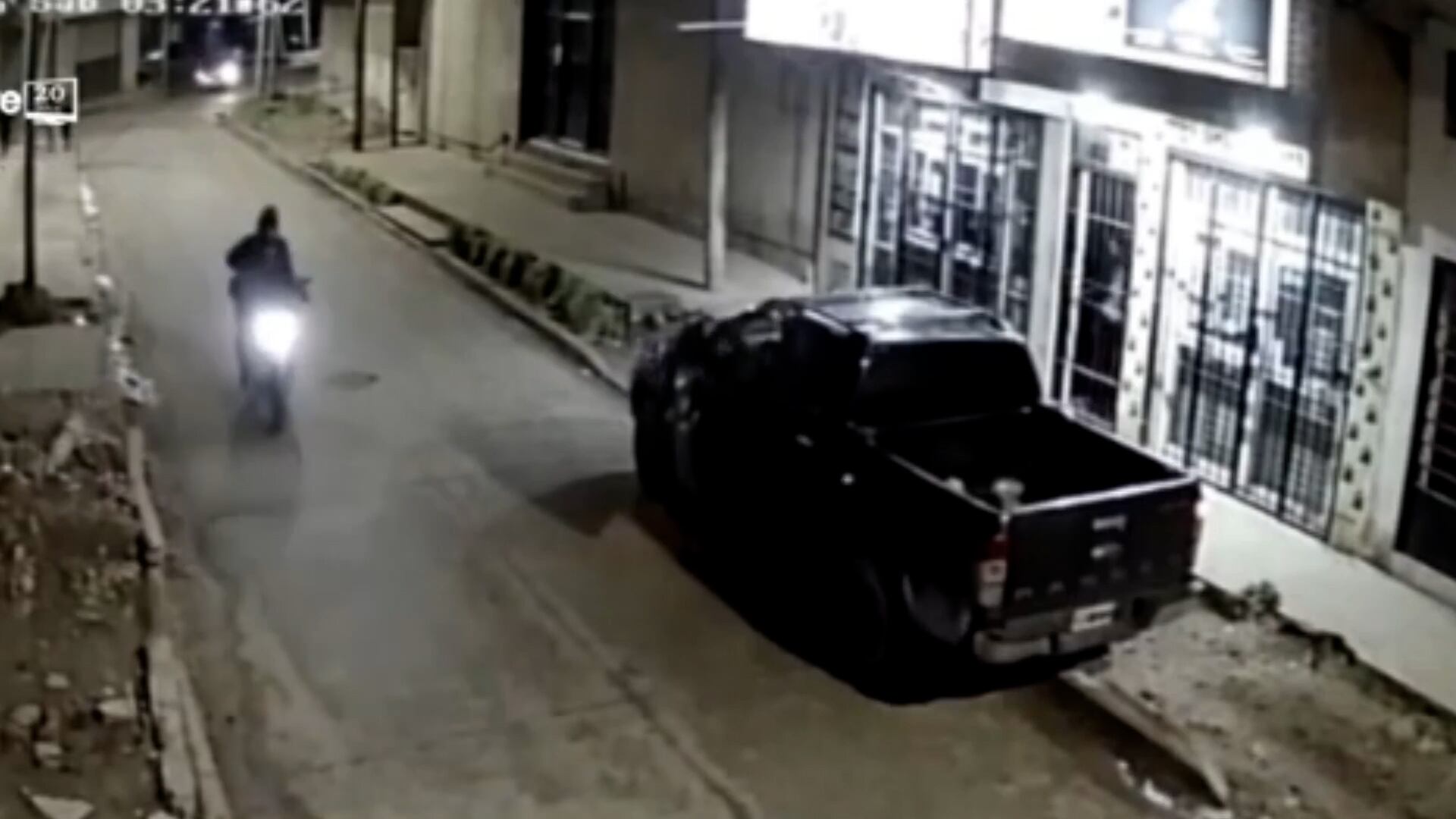 Los atacantes enfilaron directo hacia Jorge Britos Alcaraz y lo asesinaron de un balazo a quemarropa. 