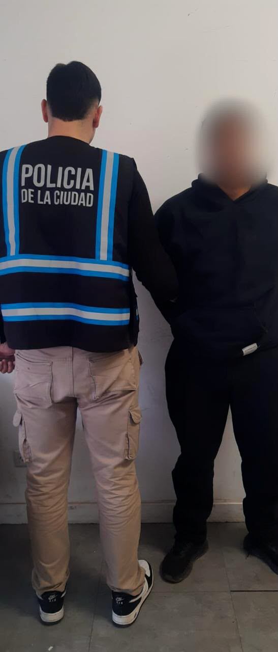 Cayó en Merlo un “viudo negro” que asaltó a tres mujeres luego de una cita en Retiro