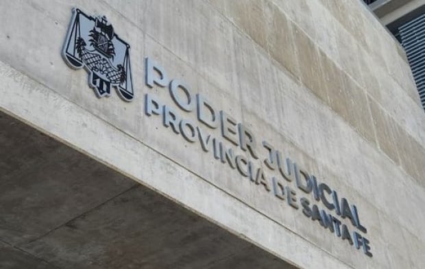 La Justicia de Santa Fe condenó a un hombre a 16 años de prisión por el abuso de las hijas de su pareja