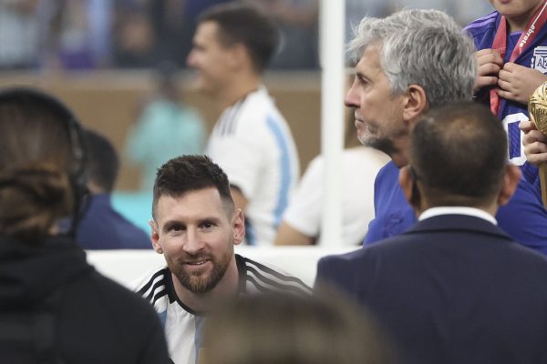 Cuando el mayor de la familia se va: la carta de Messi y el duelo paterno en la adultez
