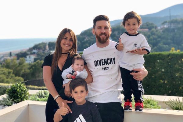 Cuando el mayor de la familia se va: la carta de Messi y el duelo paterno en la adultez