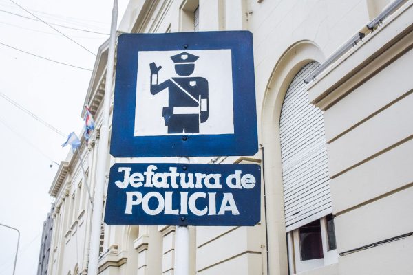 Detuvieron a un comisario de Entre Ríos por su presunta participación en el transporte de 1.300 kilos de marihuana