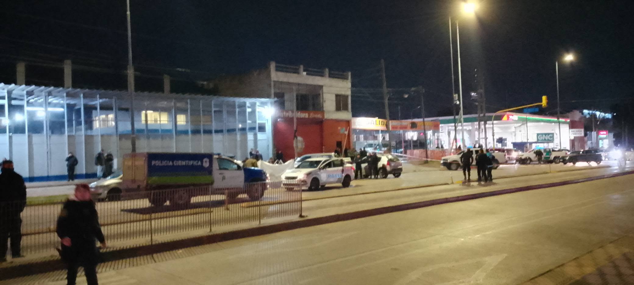 El homicidio ocurrió sobre la Ruta 3, cerca del cruce con León Gallo