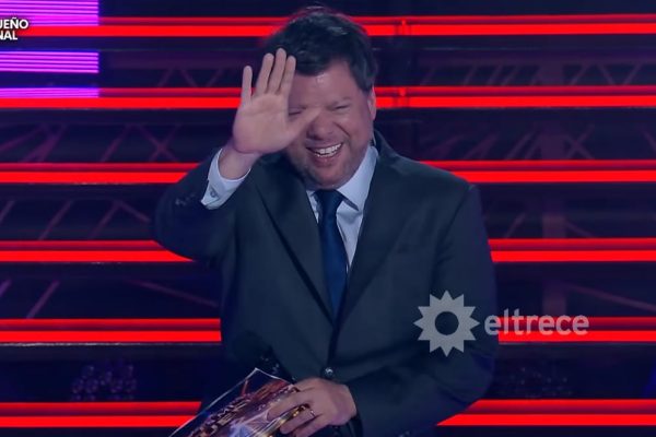 El ataque de risa de Guido Kaczka provocado por Joaquín Levinton por el que abandonó el escenario de Es mi sueño