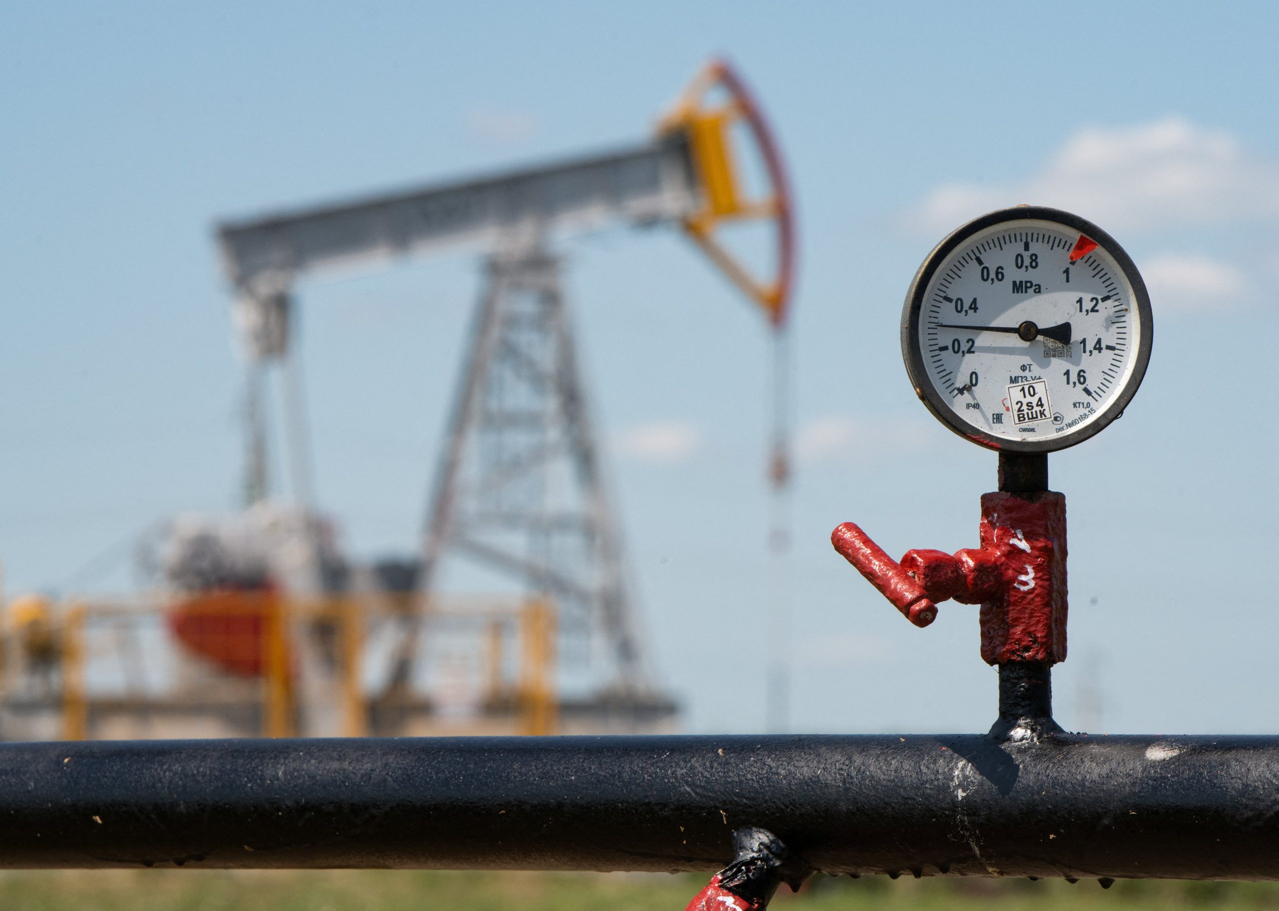 El precio del petróleo sube ante la preocupación por los planes de reapertura del estrecho de Ormuz