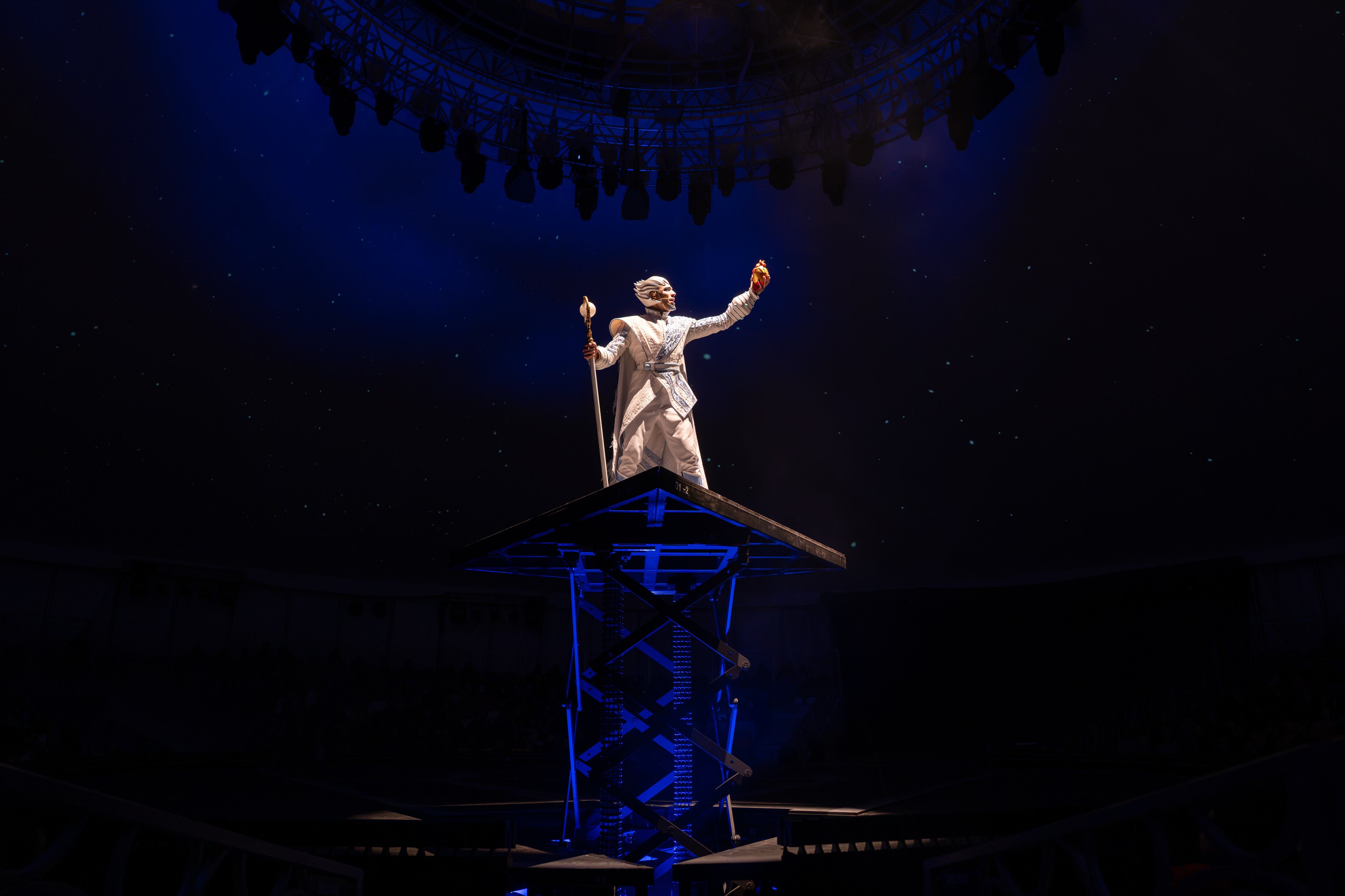 El protagonista de La Cúpula compartió en exclusiva con Teleshow su recorrido artístico, las lecciones de los grandes y por qué el teatro argentino siempre invita a saltar al abismo (Gentileza de prensa/@nwwn.productions)