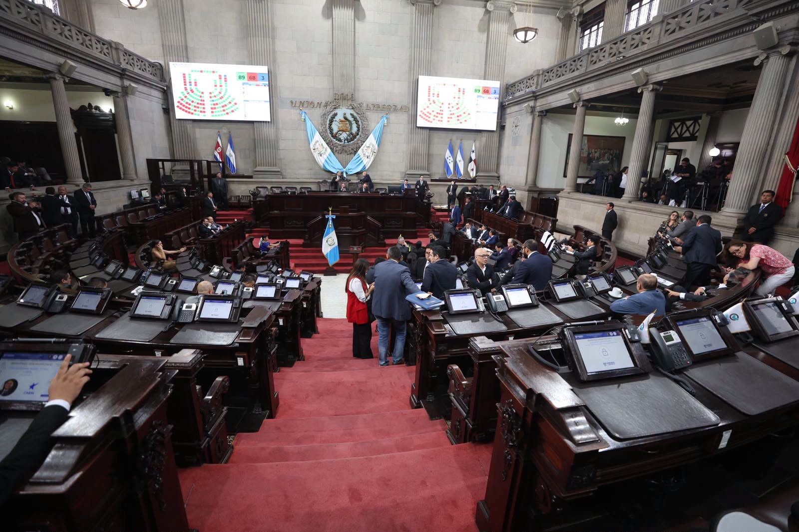 Guatemala: “Yo creo que sí vamos a trabajar un poco”, tras la ausencia de diputados en la interpelación al Ministro de Desarrollo