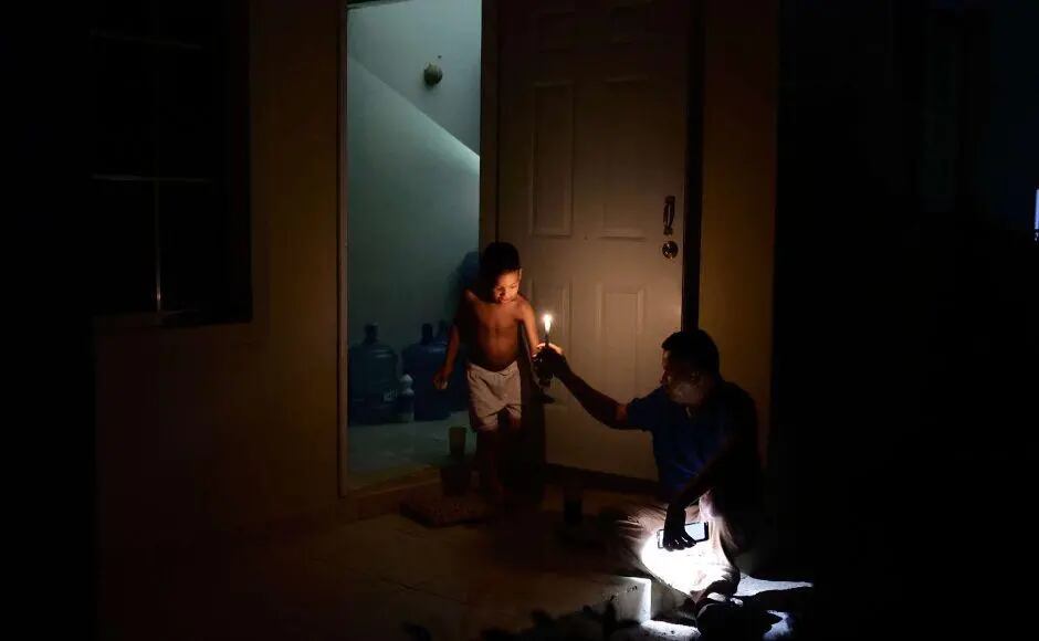 Hasta ocho horas sin electricidad: los cortes programados que exponen la presión sobre la red eléctrica de Honduras