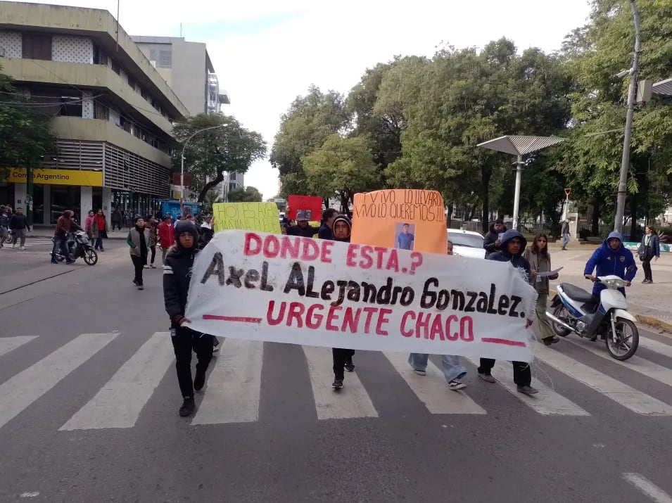 Liberaron a dos detenidos por la desaparición de Axel González, el joven que fue visto por última vez el 17 de mayo en Chaco