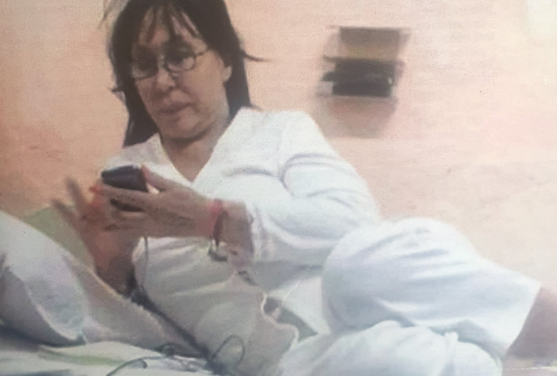 La polémica foto de Moria Casán en la cárcel, sin maquillaje y al natural, circuló por todos los medios y su reacción fue determinante. 
