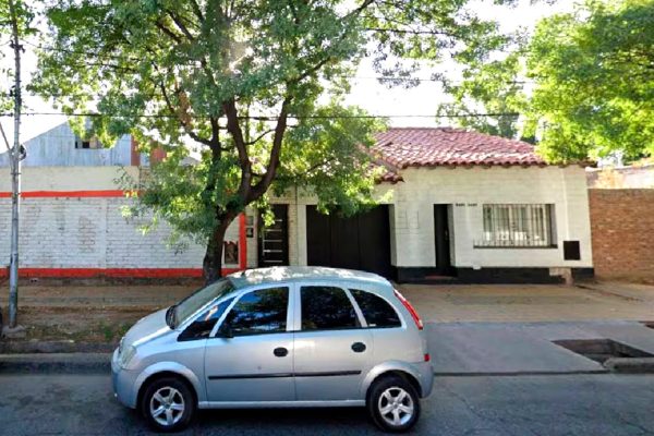 Mendoza: encontraron a una jubilada alemana muerta en el garaje de su casa y detuvieron al hijo y a una cuidadora