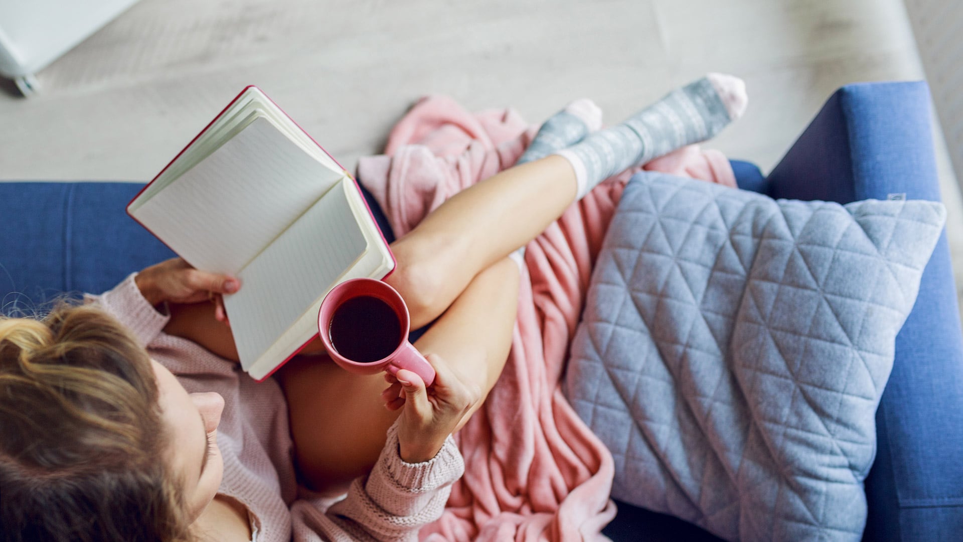 ¿Por qué sentimos que nunca nos alcanza el tiempo? Qué hay detrás de la ansiedad de vivir siempre apurados