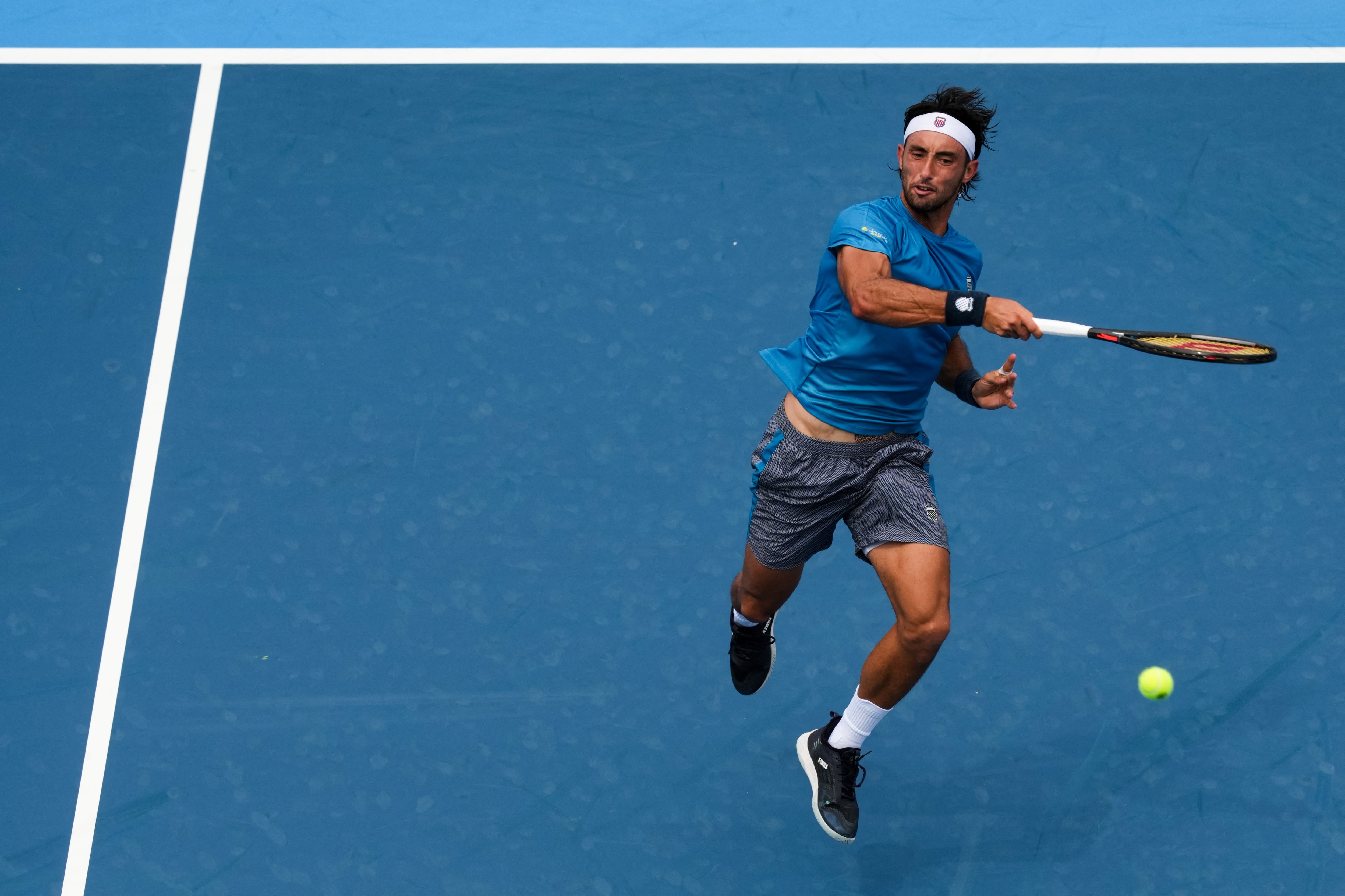 Thiago Tirante se clasificó para los cuartos de final del Masters 1000 de Cincinnati al vencer al checo Jakub Mensik (Crédito: Aaron Doster)