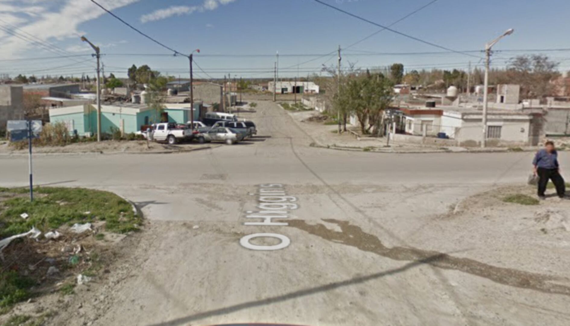 La intersección de las calles Río Negro y O'Higgins en Trelew señala el lugar donde un choque entre dos automóviles dejó a una mujer herida. (Google Maps)