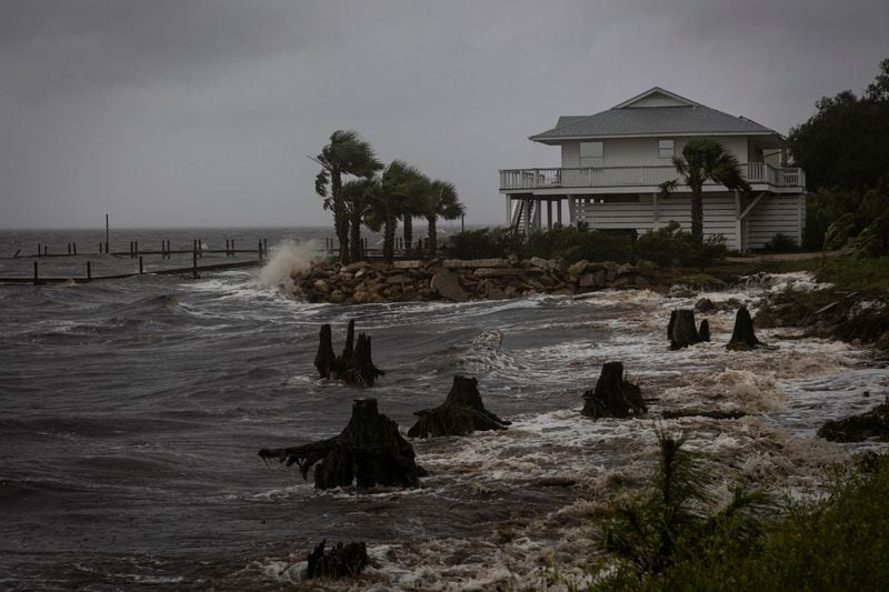 El aumento de la temperatura del mar favorece condiciones más propicias para la presencia del microorganismo (REUTERS/Marco Bello/File Photo)