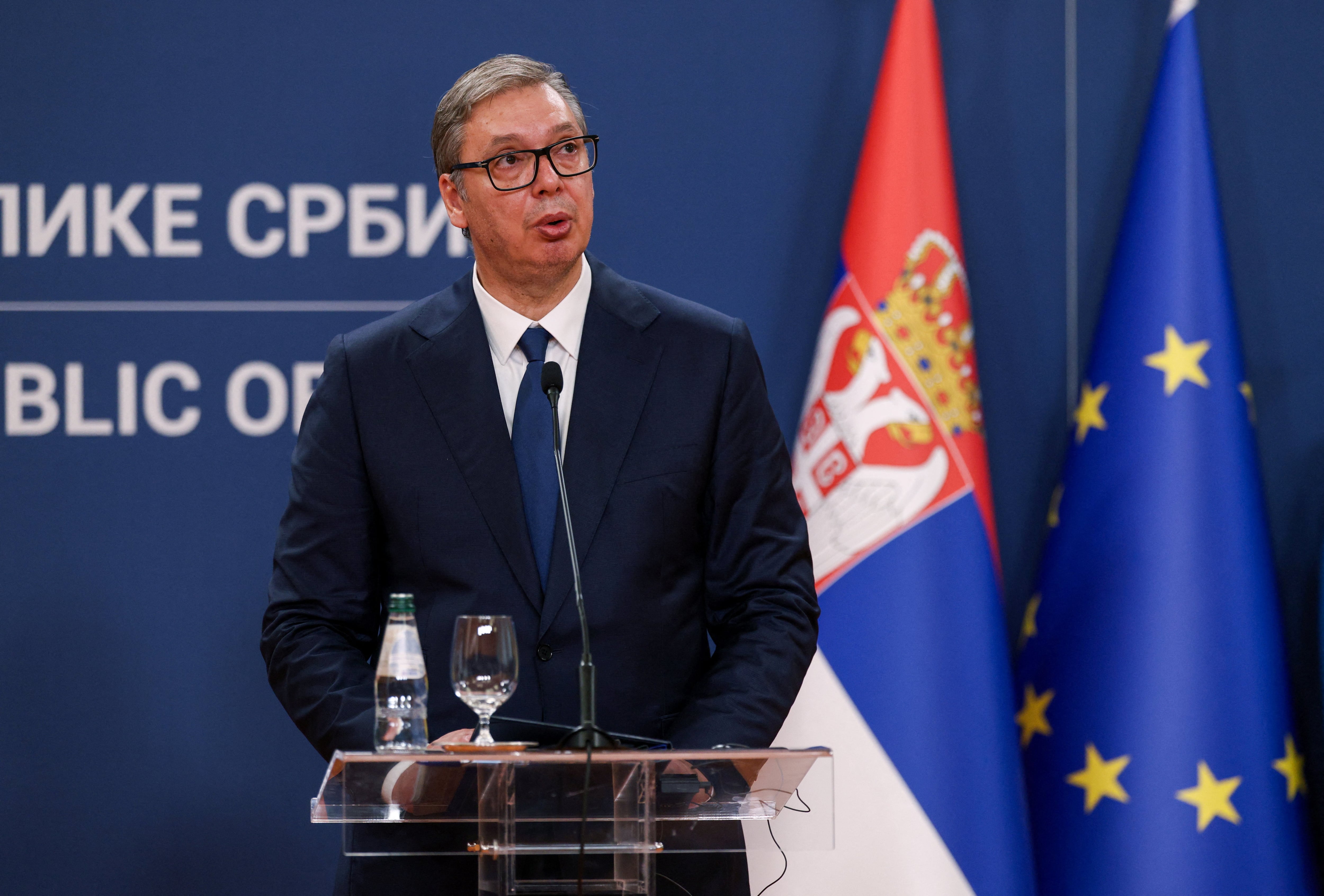 El presidente de Serbia, Aleksandar Vucic, proclamó que el apoyo a la integridad territorial de Ucrania frente a la invasión de Rusia es una cuestión de “principios” (REUTERS/Marko Djurica)
