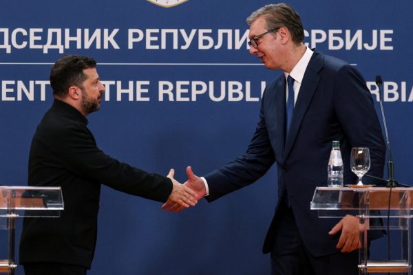 Zelensky adelantó que Ucrania afrontará el invierno “con prácticamente ninguna central termoeléctrica intacta” tras los ataques rusos